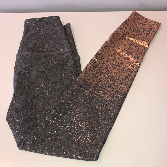 Beyond Yoga High Waisted Alloy Ombré Midi Leggings - Picture 2 of 4